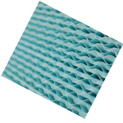 China Farms Plastic Material Evaporative Cooling Pad Hot Sale 7090 Water Curtain Protective Poultry Equipment Automatic Cooling Pad for sale