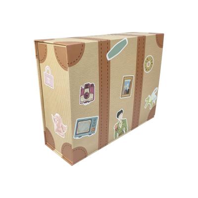 China Luxury Recycled Matt Lamination Magnetic Foldable Packaging Materials Gift Boxes With Private Label for sale