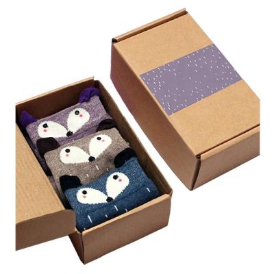 China Exquisite UV Coating Recycled Materials Small MOQ Corrugated Paper Box For Socks Set for sale