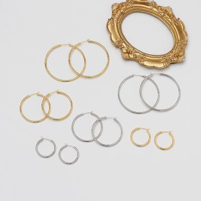 China AER10010 Korean Fashion 18K Gold and Silver Earring in Size 50m, 40m, 25mm Fashion Women's Huggie Circle Color Minimalist Earrings for sale