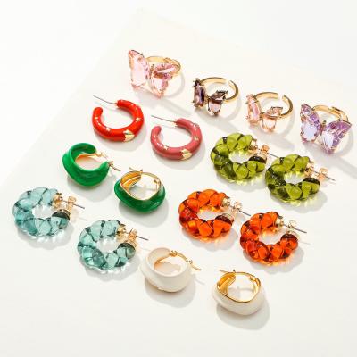 China Fashionable Shape Simple Daily Earring Vintage Solid Color C Resin Circle Earrings Transparent Women for sale