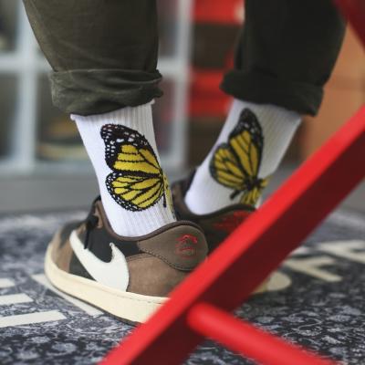 China QUICK DRY Palm Butterfly Women Socks Angel Cotton Street Sports Socks Men Crew Socks for sale