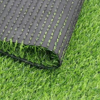 China Paisaje natural largo Falsas hierbas artificiales Rollo de alfombra de césped artificial Césped de césped deportivo suelo de golf en venta