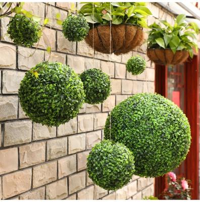 China Factory Wholesale Price Artificial Grass Ball High Quality Garden Decoration Outdoor Hanging Boxwood Grass Plants Artificial Grass Ball Topiary Artificial Ball for sale