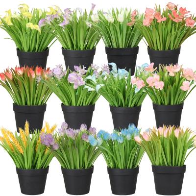 China Hot Selling High Simulation Amazon Mini Potted Plants Artificial Plastic Eucalyptus Plants for Home Office Office Room Decoration for sale