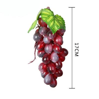 China Wholesale Artificial Fruit Wedding Decorative Grape Raisin Fruit Table Centerpiece Grapes Leaves Home Decor With Water Droplets for sale