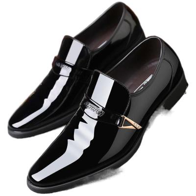 China Men's Patent Leather Winter Brown Boot Printed Men's Leather Shoes Stylish Shoes Unique Oxford Leather Women's Shoes for sale