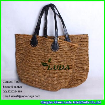 China LUDA high quality pu  handles beach bag brown raffia crochet straw handbag for sale