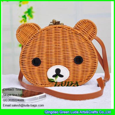 China LUDA cute bear wicker straw handbags for yong girls for sale