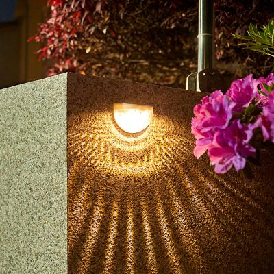 China New Wall Lamp Home Garden Solar Outdoor Waterproof Atmosphere Small Decorative Night Lights for sale