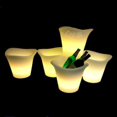 China Art Decor Art Decor Beer Ice Bucket With Speaker IP65 Waterproof LED Ice Bucket 16 Color Changing LED Ice Bucket for sale