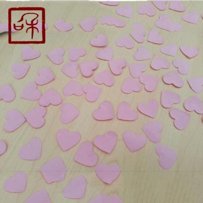 China Biodegradable Wood Pulp Wholesale Wedding Colorful Heart Shaped Throwing Paper Confetti for sale