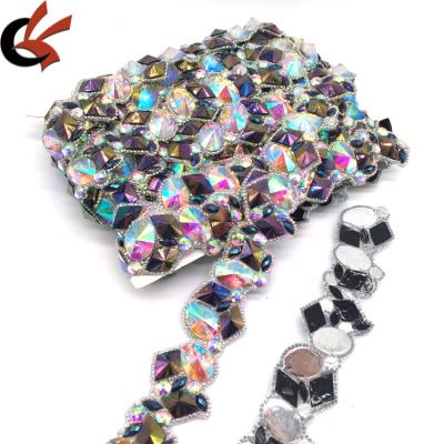 China Bags Sewing Rhinestone Pattern Rhinestone Hot Fix Trim Rhinestone Band Applicator Tape With Appliques Iron On Rhinestone Trims for sale