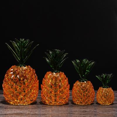 China Colorful Jewelry Beads Home Decoration Crystal Ornaments Gift Wholesale Artificial Crystal Ornaments Ruyi Pineapple Entrance Wine Cabinet for sale