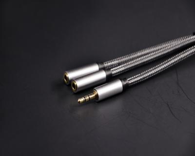 China Car 3.5mm 2 Male To Female Audio Stereo Earphone Y Splitter Cable for sale