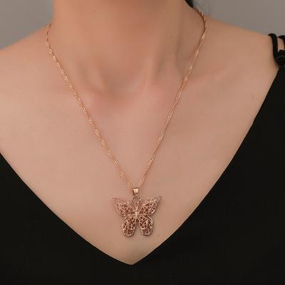 China LWN-B2 Chunky Necklace Jewelry Water Wave Gold FASHIONABLE High Quality Chain Butterfly Pendant Necklace Woman for sale