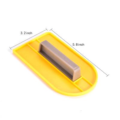 China Sustainable Baking Plastic Cream Flat Tool Tray Fondant Cake Smoother for sale