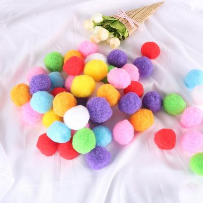 China Light Factory Custom Moq Low Felt Pom Pom Balls Crafts for sale