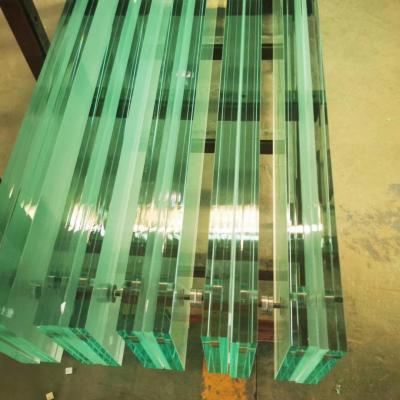 China Structural toughened 4 yard laminated glass 4 yard greenhouse panels price per square meter laminado yiju iot for sale