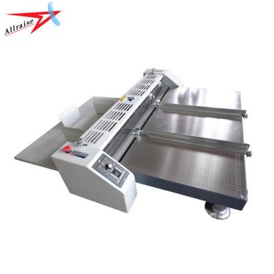 China Advertising Company Manual Creaser Feeding Paper Creasing Machine In India for sale