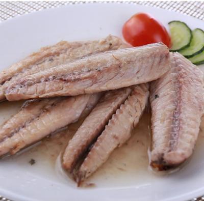 China Hot Sale Canned 425g Canned Sardine Fish In Oils for sale