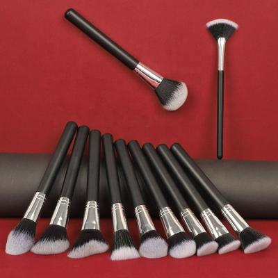 China Makes Apply Makeup 2022 20pcs Professional Metal Cosmetics Black Silver Base 18 Customized Private Label 14 Pieces Makeup Brush Set for sale