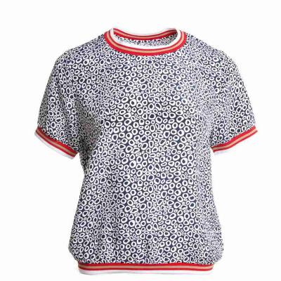 China Anti-wrinkle Summer Casual Round Neck Knitted T Shirt With Animal Print Design Blue 100% Silk T Shirt for sale