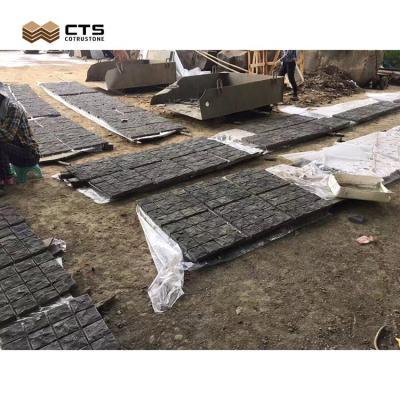 China Modern Outdoor Heavy Duty Natural Black Granite Andesite Driveway Interlock 30x30 Stone Floor Tile for sale