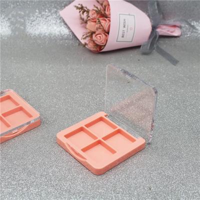 China Recycled Materials 4 Materials 4 Transparent Magnetic Empty Plastic Eyeshadow Pan DIY Palette Custom Pack for sale