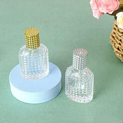 China Botol perfume 30ml 50ml perfume cosmetic glass spray luxury custom embossed glass perfume bottle for sale