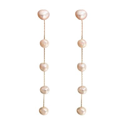 China Cute Personality Classic 5 Natural Freshwater Pearl Dangle Long Drop Earring For Ladies for sale