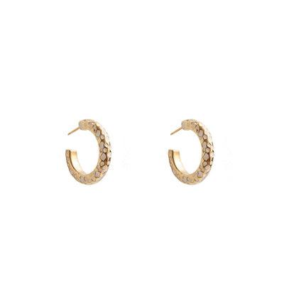 China FASHIONABLE Elegant New 18K Gold Plated Ivory Enamel Irregular Gold Glecks C Shaped Hoop Earrings For Ladies for sale