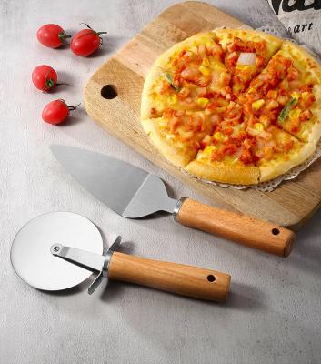 China Stocked Promotional Wholesale Wooden Handle Stainless Steel Blade Rolling Wheel Pizza Cutter Knife Kit for sale