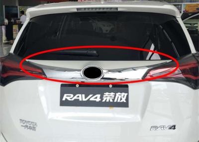 Cina Porta posteriore Esterno di stampaggio Nuovo accessori auto TOYOTA RAV4 2016 Porta posteriore guarnizione in vendita