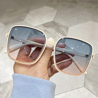 China Clear Gradient Sun Glasses Women Sunglasses Square Big Frame Brand Fashion Female Candy Colors Ladies Retro for sale