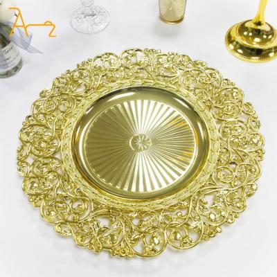 China Sustainable Wholesale Cheap Reusable 13 Inch Round Gold Silver Flower Rim Transparent Wedding Decoration Plastic Charger Plates for sale