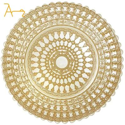 China Sustainable Reusable 13 Inch Gold Rim Transparent Plate Holiday Banquet Wedding Party Decorative Elegant Fancy Glass Charger Plates for sale