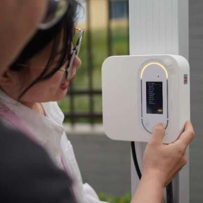 China 22kW EV Charger Solar Wallbox Station 32A 480V with Dynamic Load Balance Box à venda