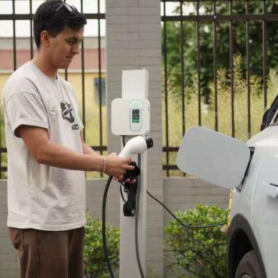 Cina Stazione di ricarica per veicoli elettrici IP65 GBT/ Type2 plug AC in vendita