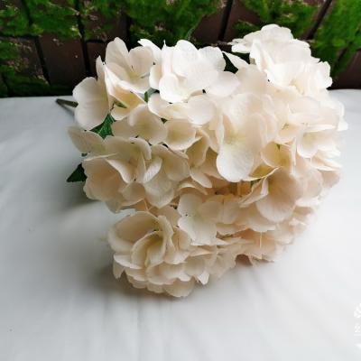 China Fashional Artificial Flower Hydrangea Flower Faux Silk Hydrangea Flower Hydrangea For Wedding Party Home Decoration for sale