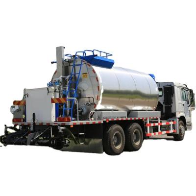 China Construction worksÂ   Asphalt Road Spraying Truck Automatic Trailer Asphalt Distributor Truck for sale