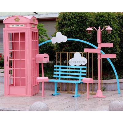 China Rustproof Outdoor Display British Telephone Pavilion Telephone Box Customized Colorful London Telephone Booth for sale