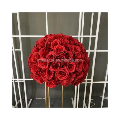 China Professional Indoor Outdoor Artificial Table Centerpiece Supplier Decoration Silk Flower Kiss Ball For Wedding Decoration for sale