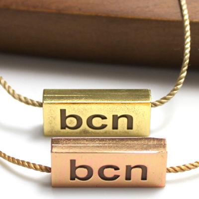 China Gold Plated Customized Sustainable Name Tag for sale