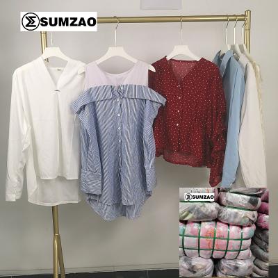 China Wholesale polyester/cotton clothing korean used clothes bales bundles clothes used clothes used clothes korea ukay korea for sale