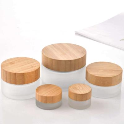 China 30ml personal care glass box with bamboo and wooden cover for cosmetic packaging for sale