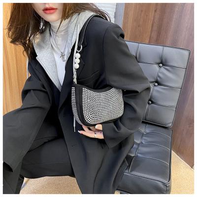 China Fashion Hot Sale Ladies Pearl decoration Hand Bag Shoulder Tote Zipper Purse Pu Leather Satchel Crossbody Bag Newest Bags Women Handbags for sale