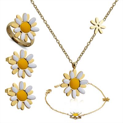 China New TRENDY Flower Shaped 18K Gold Women Jewelry Design Stainless Steel Fashion Jewelry Set for sale