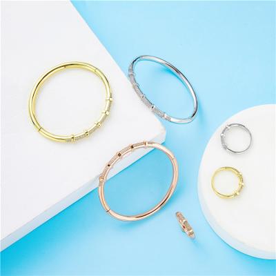 China 2021 March wedding three color simple environmental friendly personalized personalized set for women ewelry set fashion high quality bracelet and ring for sale