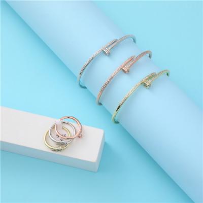 China 2021 March Wedding Simple Environmental Friendly Simple Personalized Three Color Jewelry Set For Women Fashion High Quality Bracelet And Ring With Diamond for sale